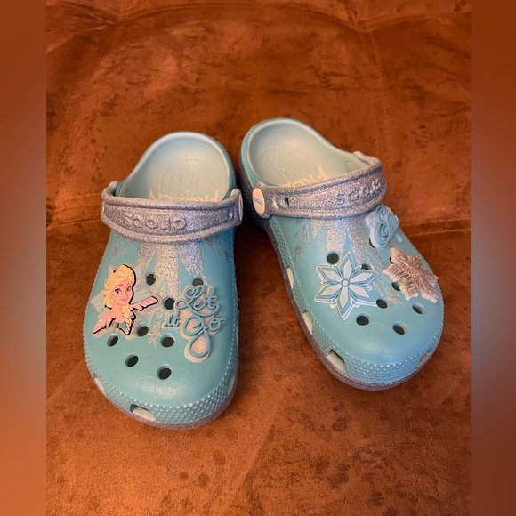 Kids Crocs Clogs, 11C, Let it go limited edition - Picture 2 of 8